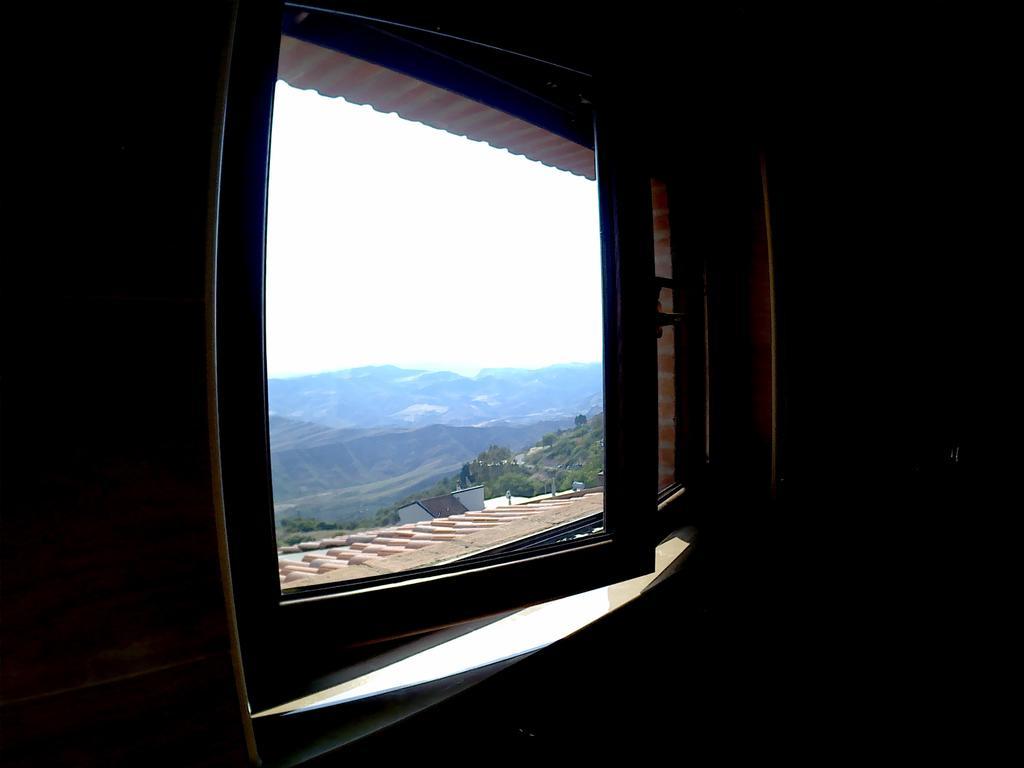 B&B Castello Michelina San Nicola dell'Alto ภายนอก รูปภาพ