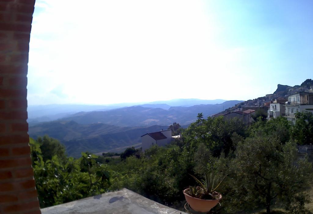 B&B Castello Michelina San Nicola dell'Alto ภายนอก รูปภาพ